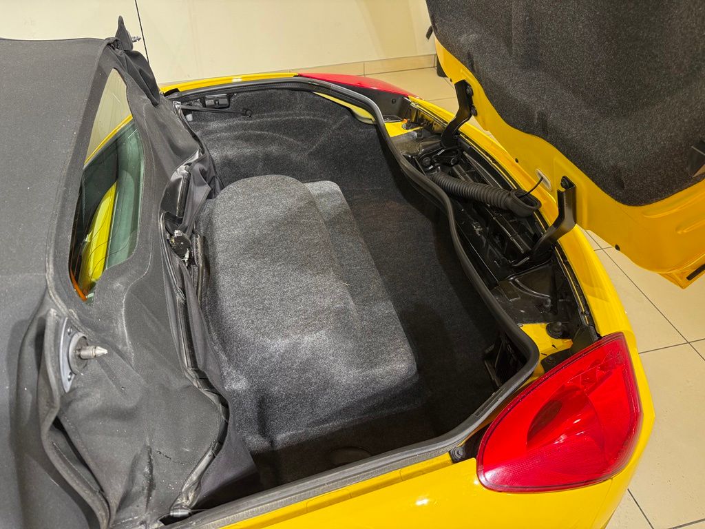 Thumbnail: 2007 Pontiac Solstice - 11