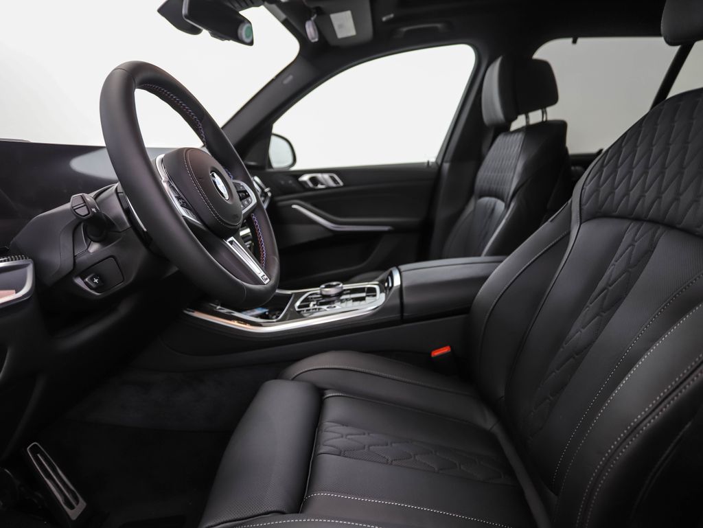 Thumbnail: 2026 BMW X5 - 12