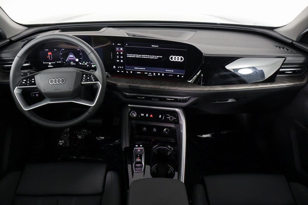 Thumbnail: 2025 Audi Q5 - 4
