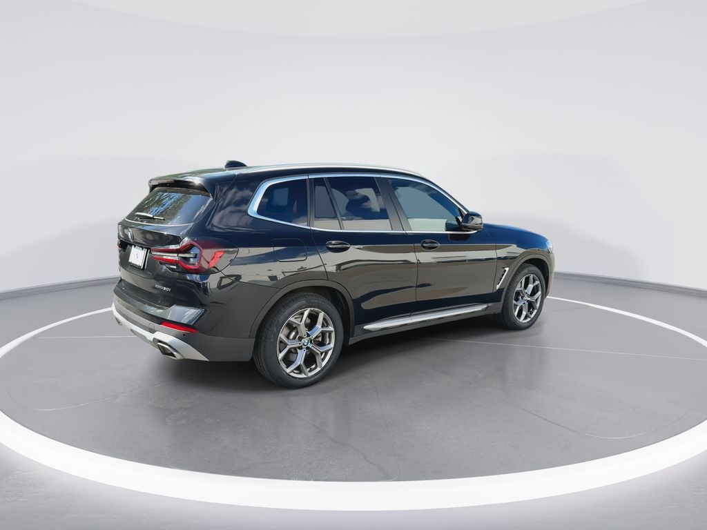 Thumbnail: 2023 BMW X3 - 8