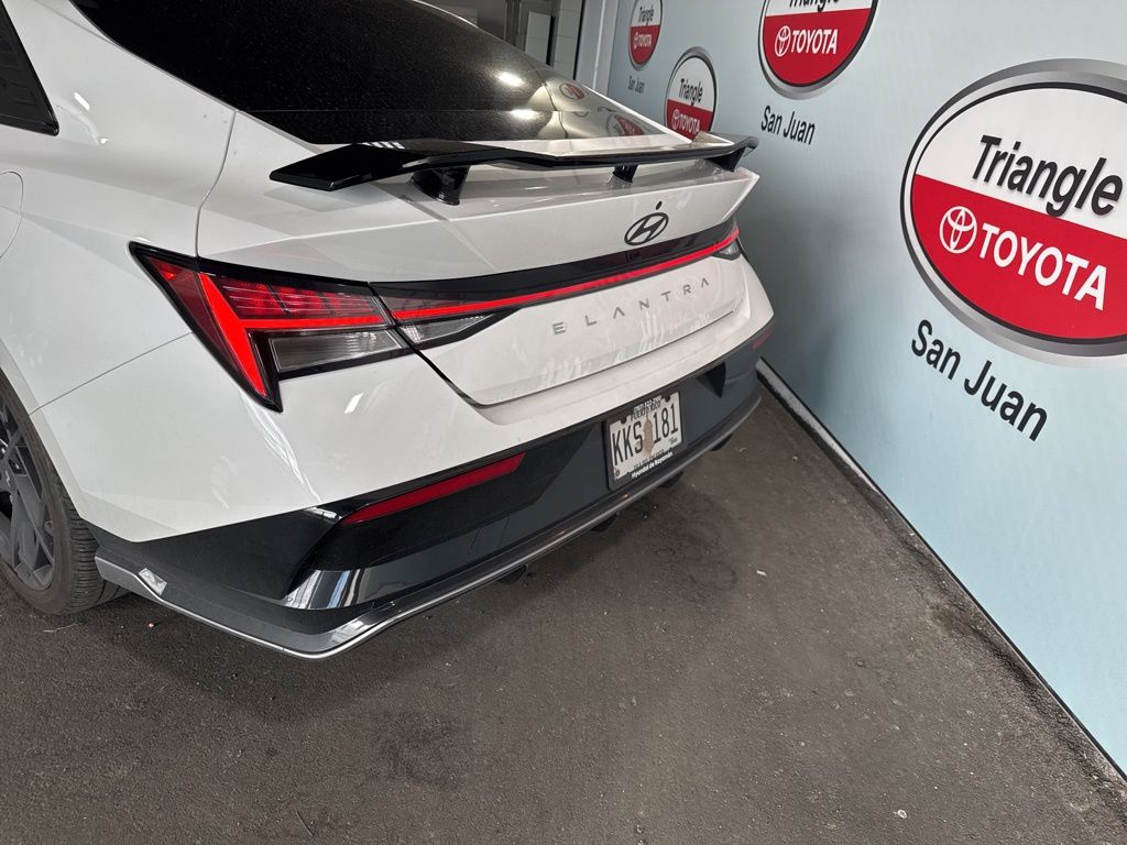 Thumbnail: 2024 Hyundai Elantra - 14