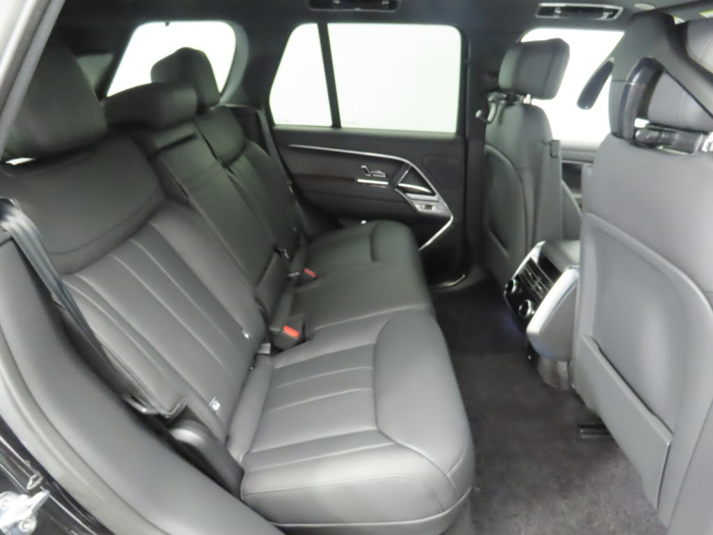 Thumbnail: 2026 Land Rover Range Rover - 21