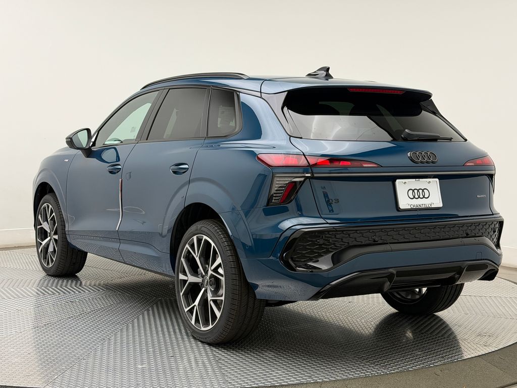 Thumbnail: 2026 Audi Q3 - 6
