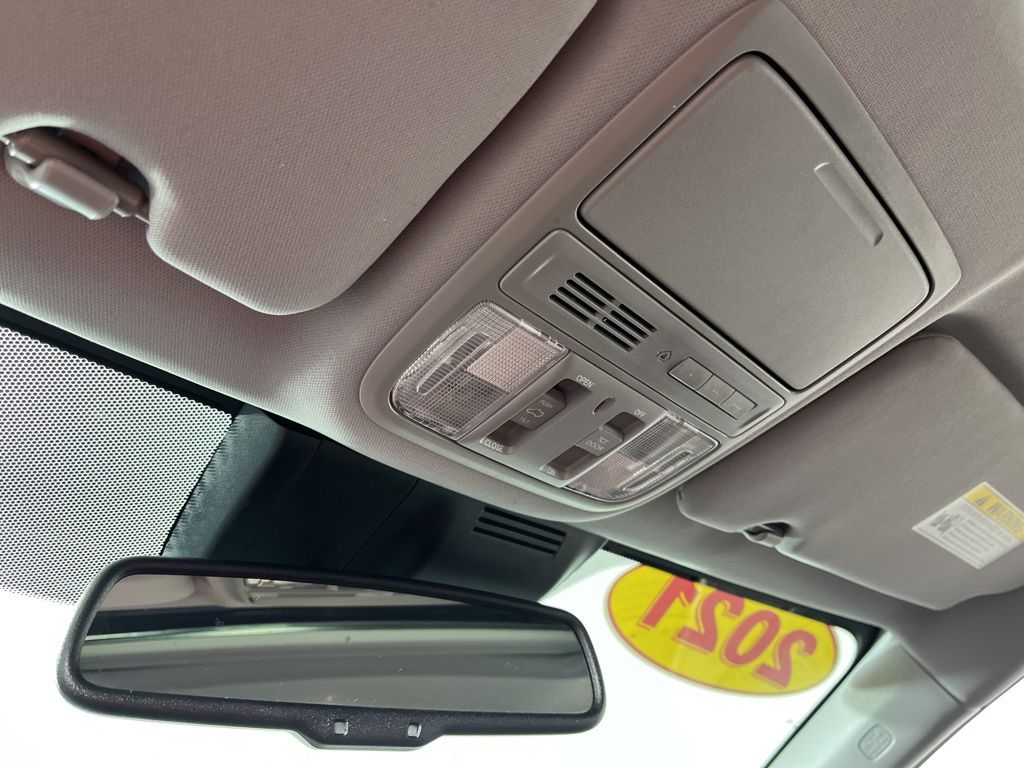 Thumbnail: 2021 Honda CR-V - 27