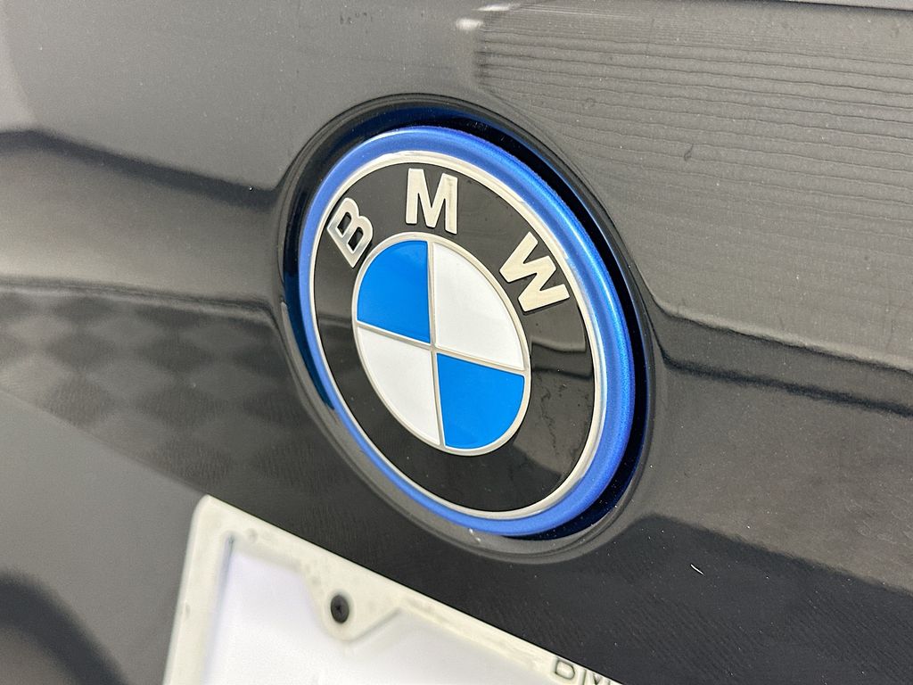 Thumbnail: 2026 BMW X5 - 22