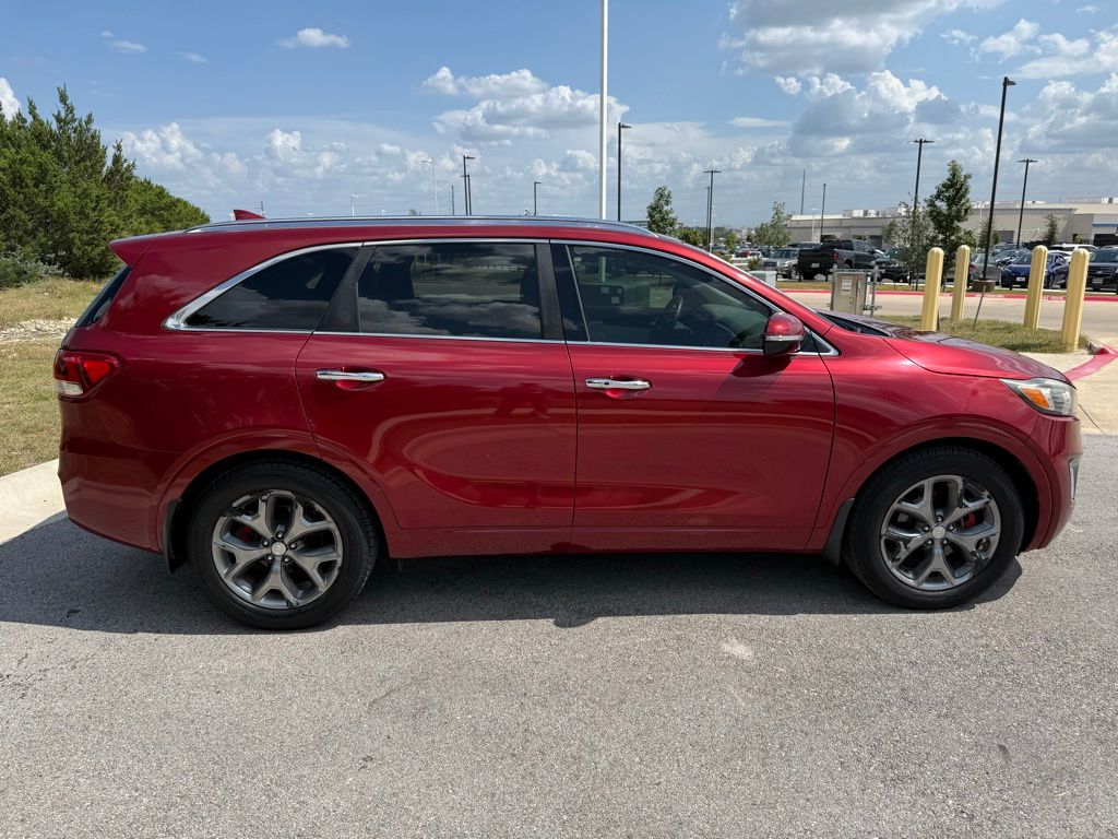 Thumbnail: 2018 Kia Sorento - 4