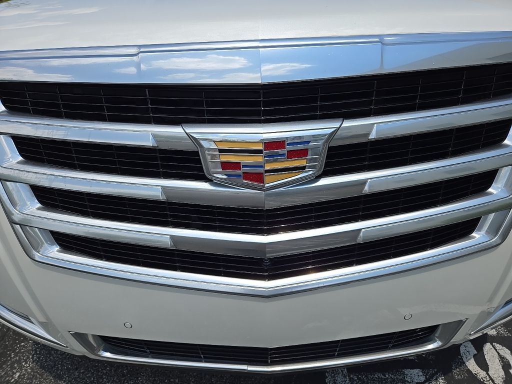 Thumbnail: 2017 Cadillac Escalade - 13