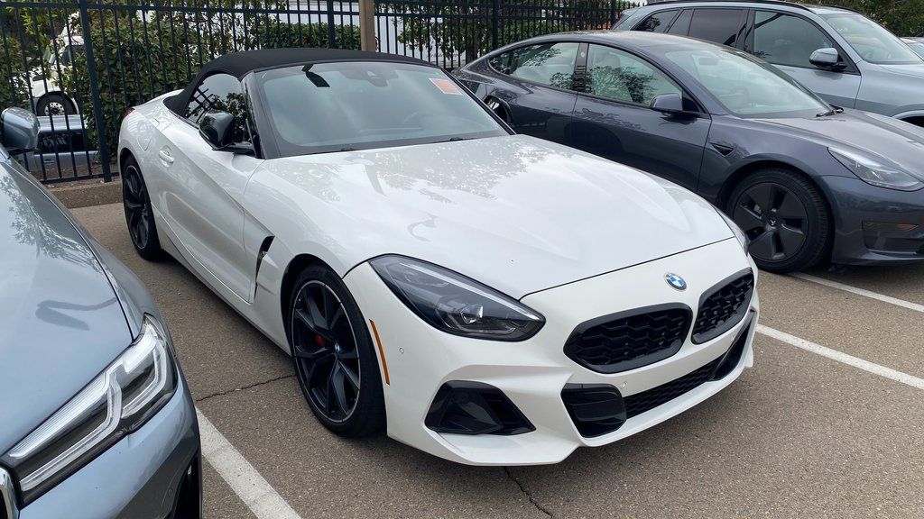 Thumbnail: 2023 BMW Z4 - 3