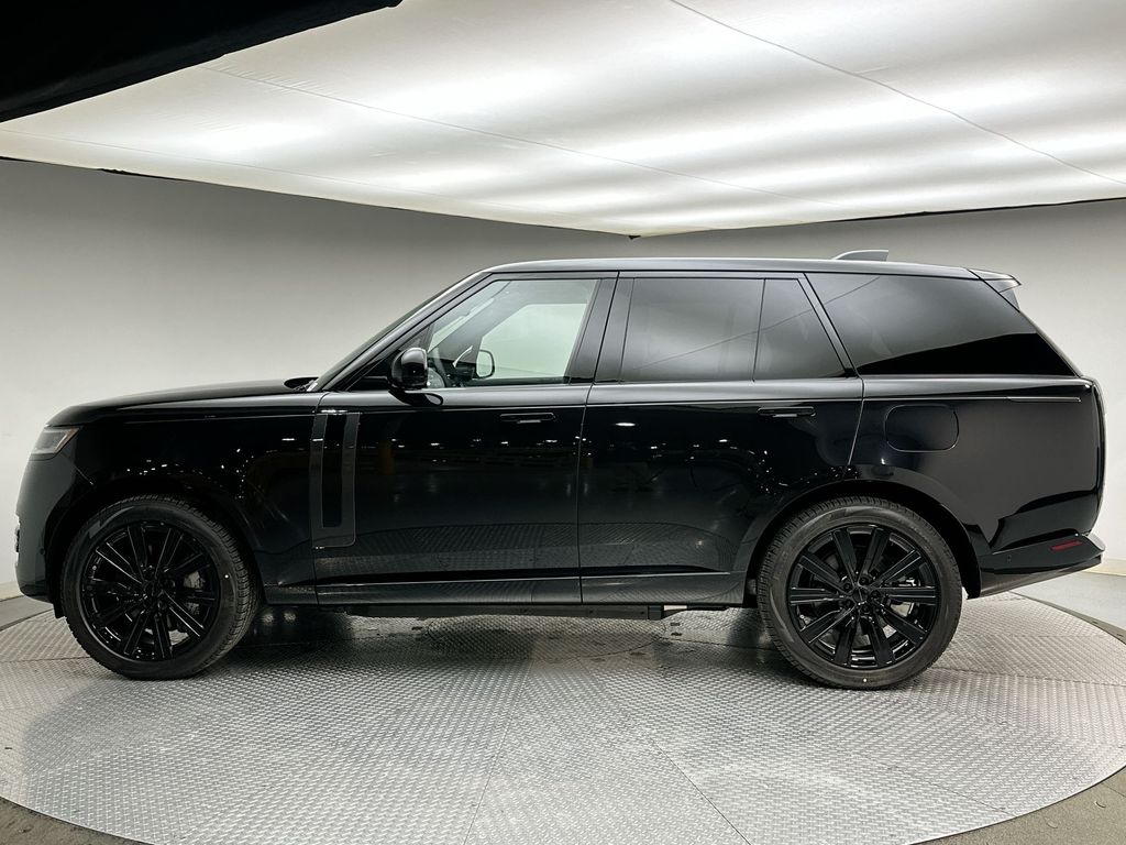 Thumbnail: 2026 Land Rover Range Rover - 10