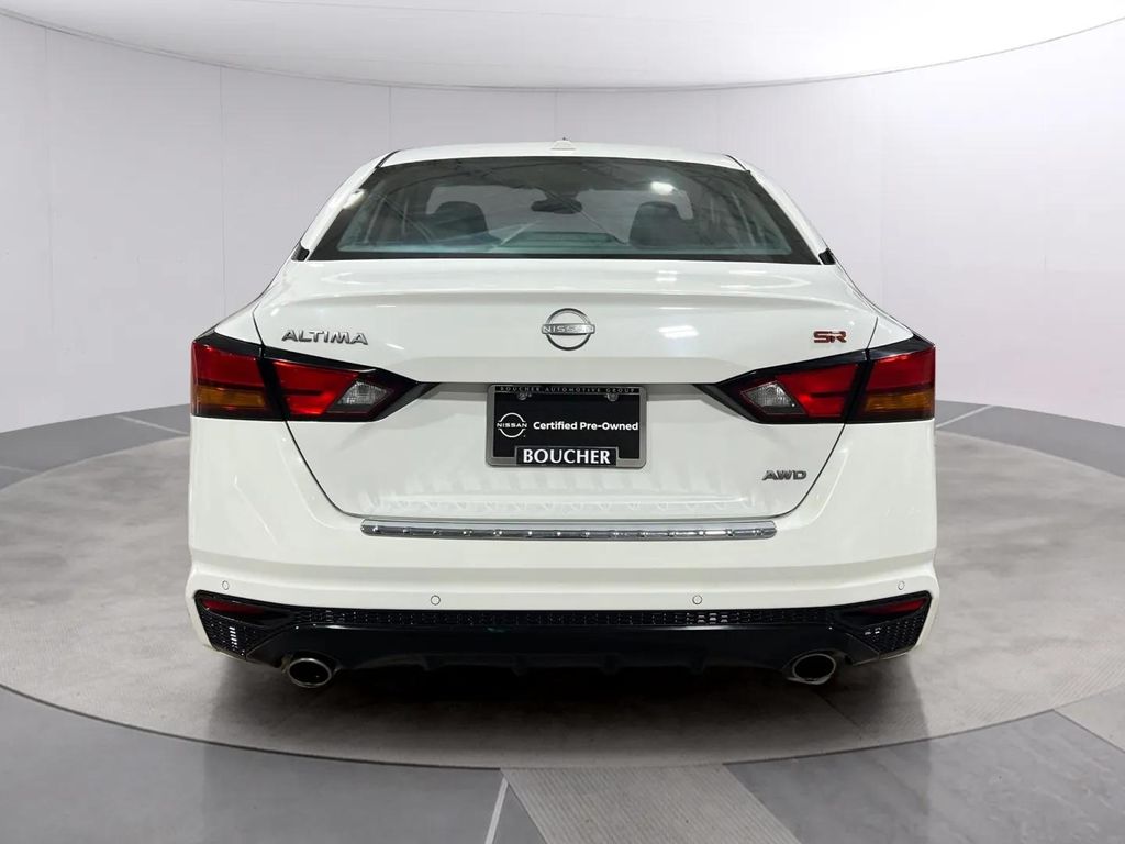 Certified Used 2023 Pearl White Tricoat Nissan 2.5 SR image 5