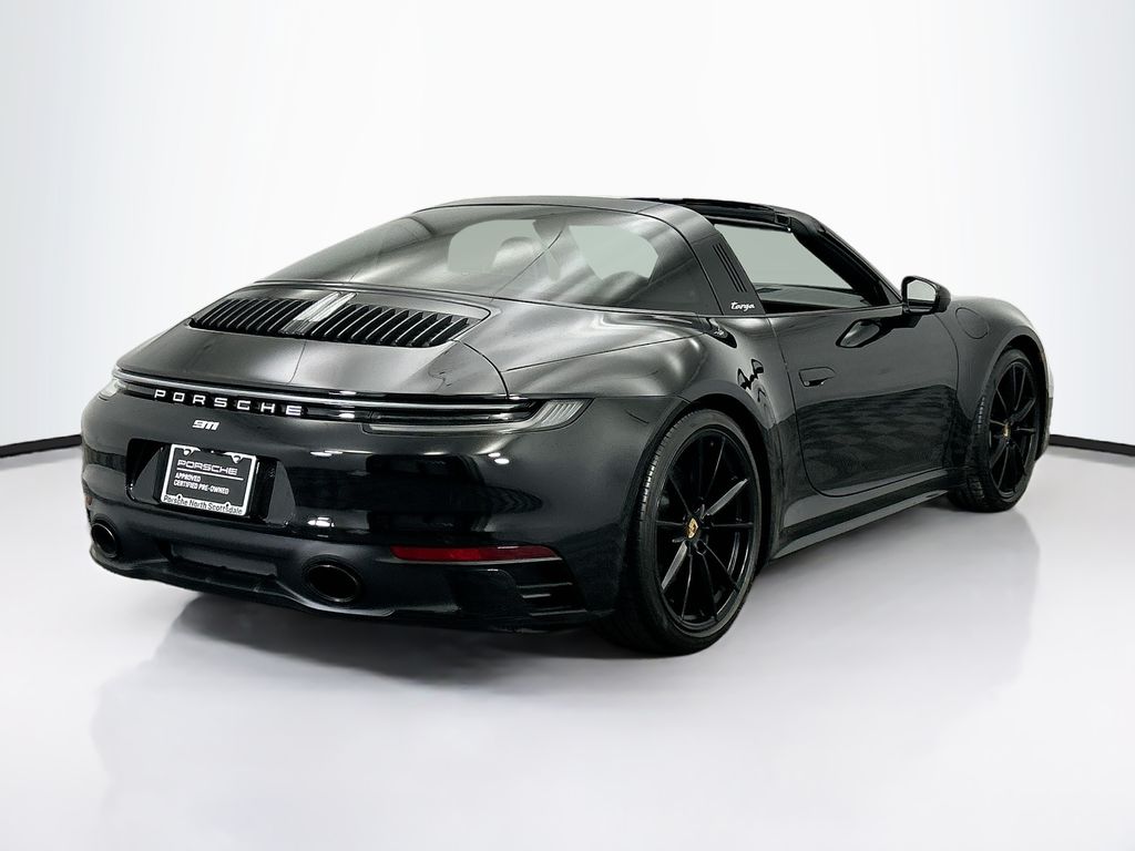 Thumbnail: 2021 Porsche 911 - 7
