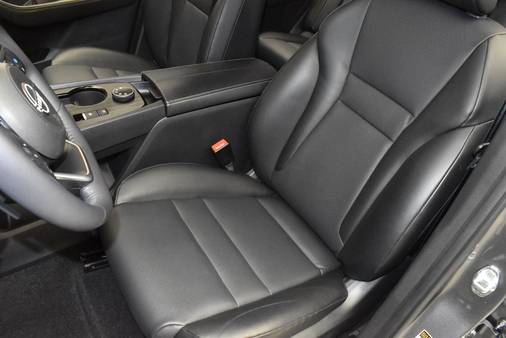 2022 Nissan Rogue SV 13