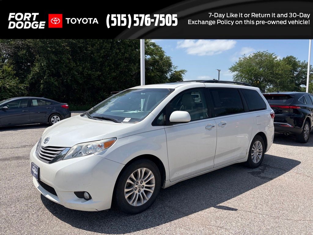 2015 Toyota Sienna Minivan Front-Wheel Drive 6-Speed Automatic Overdrive