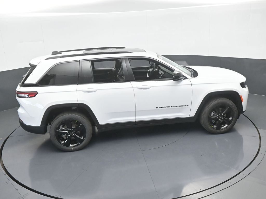New 2026 Bright White Clearcoat Jeep Limited image 47