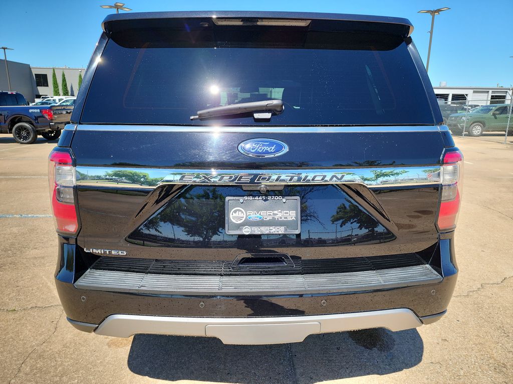 2020 Ford Expedition Limited photo