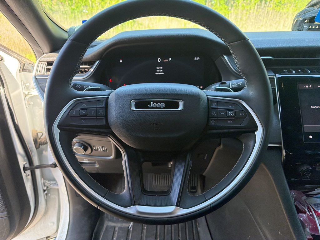 Used Car 2023 Jeep Grand Cherokee L  Altitude For Sale Under $35,000 In Taylor, Texas