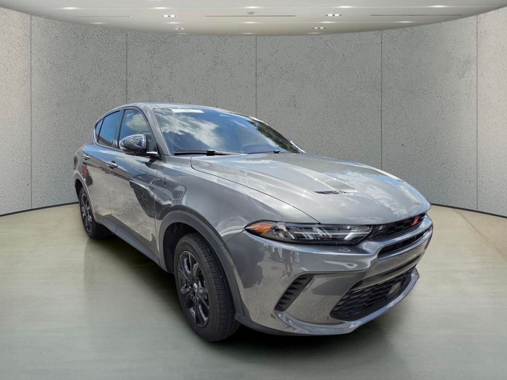 Used 2023 Dodge Hornet SUV