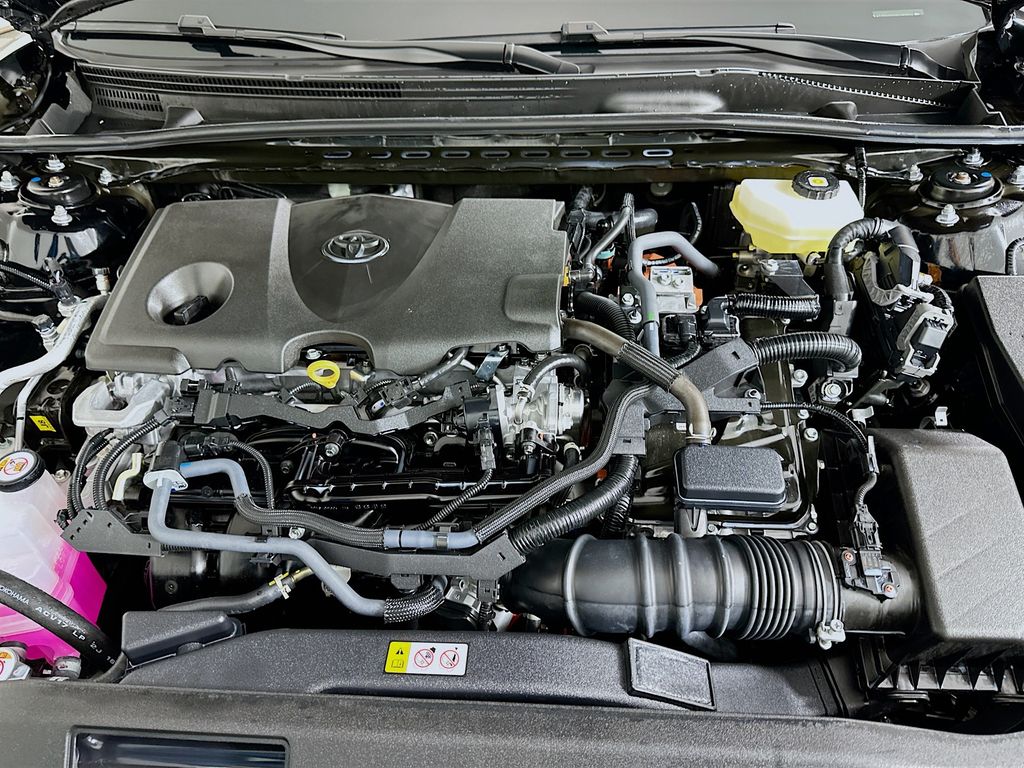 Thumbnail: 2025 Toyota Camry - 30