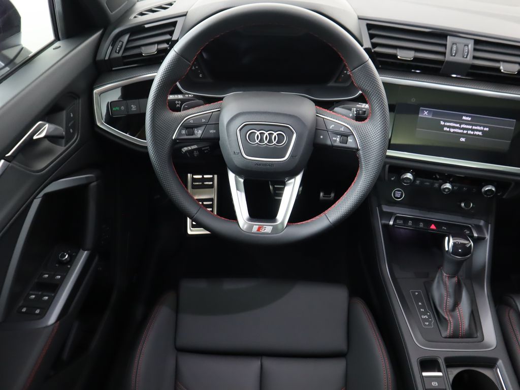 Thumbnail: 2025 Audi Q3 - 11