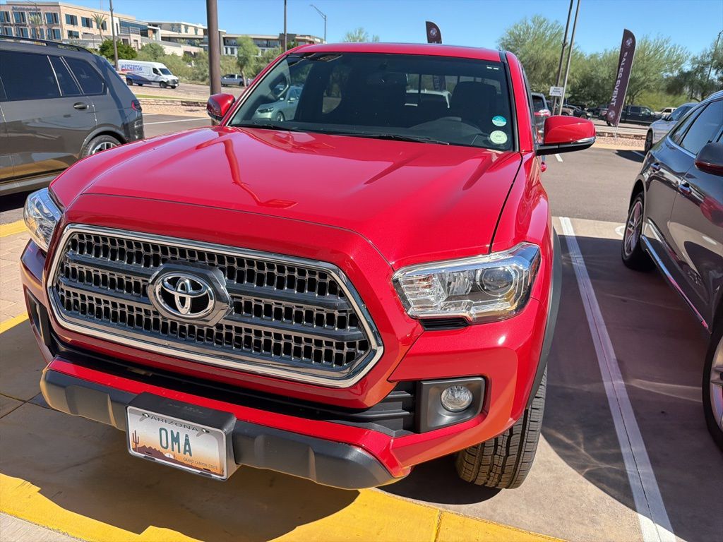 Thumbnail: 2017 Toyota Tacoma - 4