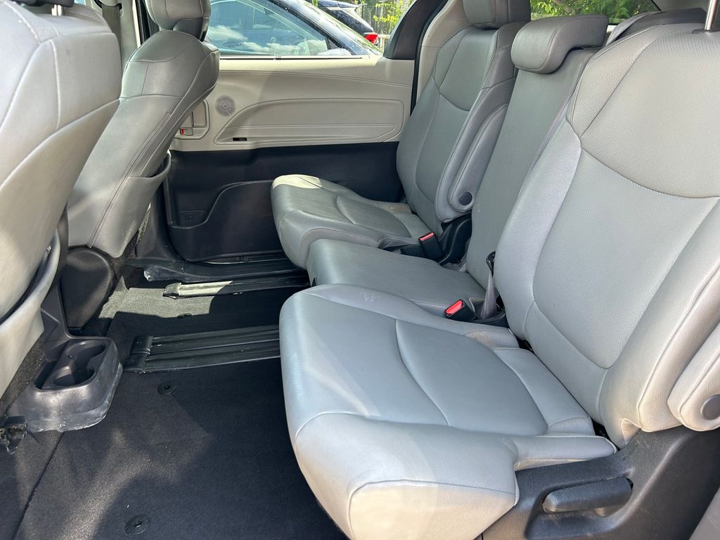 Used 2023 Toyota Sienna Van