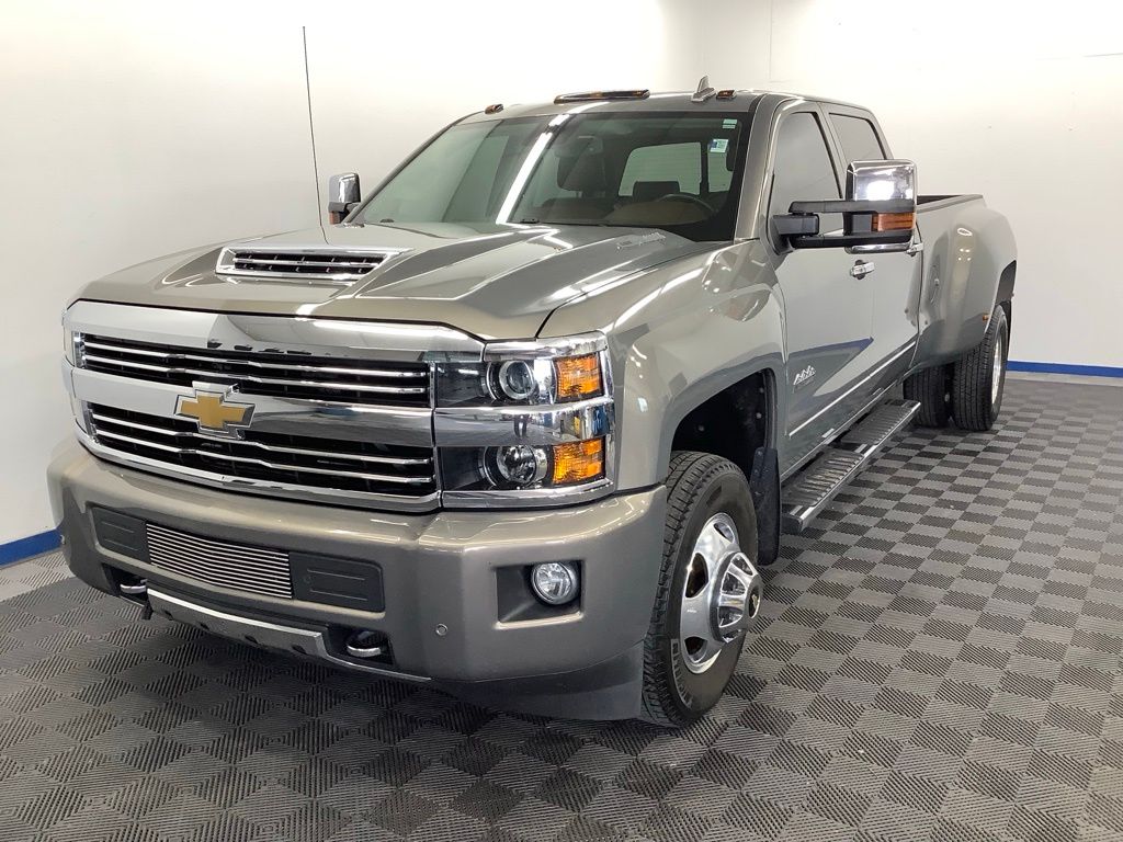 Pepperdust Metallic 2017 Chevrolet Silverado 3500HD Pickup Truck Four-Wheel Drive 6-Speed Automatic
