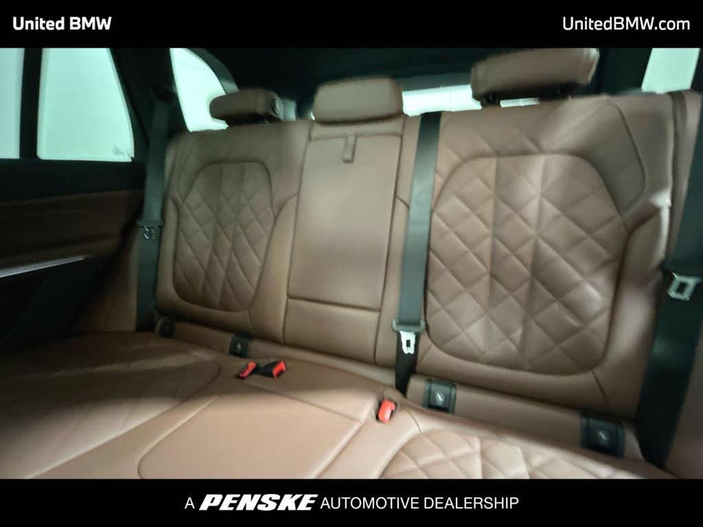 Thumbnail: 2026 BMW X5 - 21