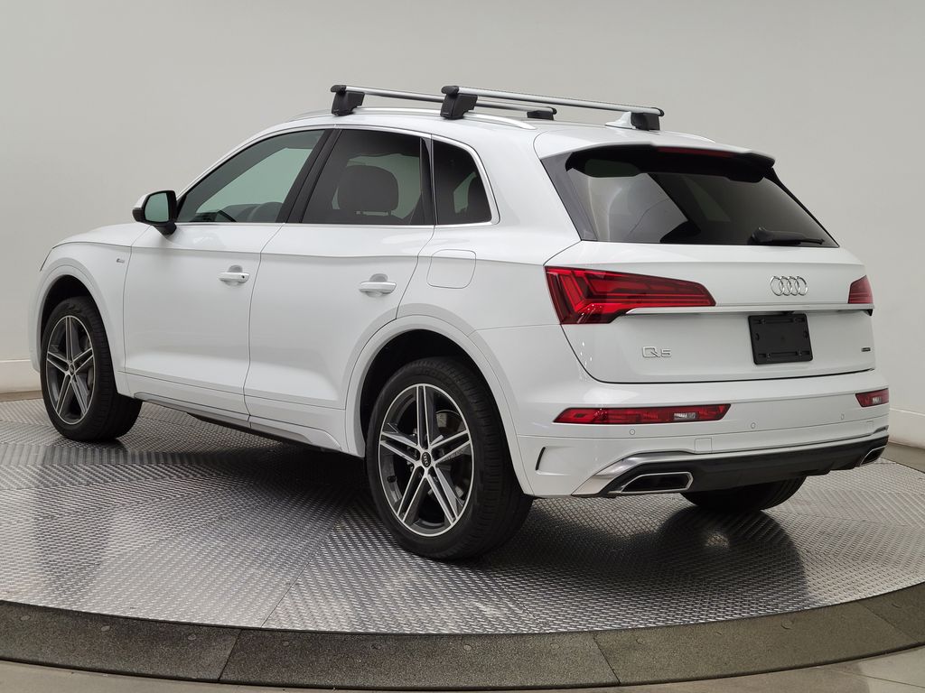 Thumbnail: 2022 Audi Q5 - 4