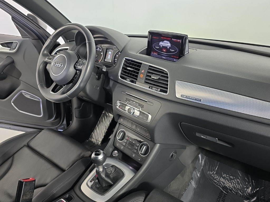 Thumbnail: 2018 Audi Q3 - 13