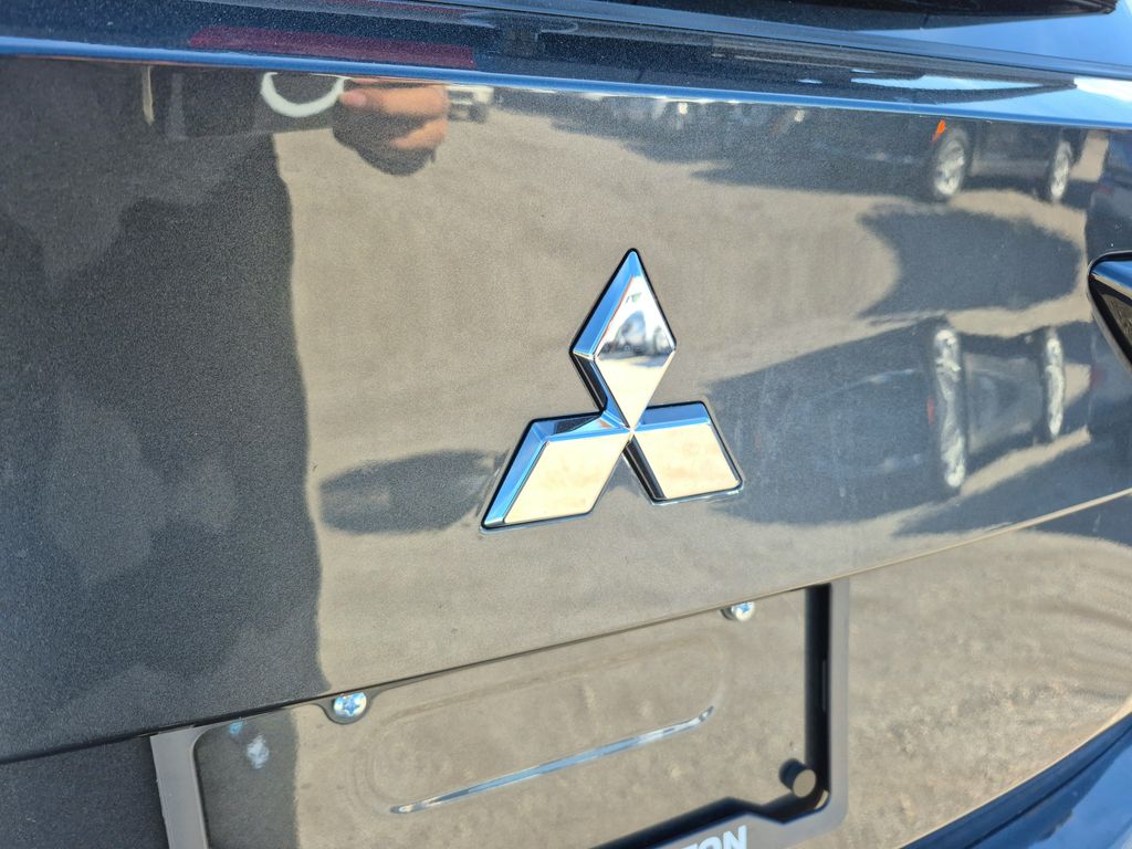 2026 Mitsubishi Outlander SE - 11