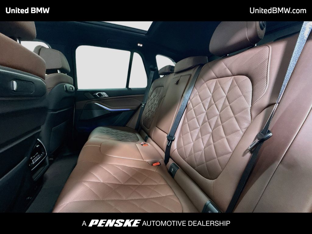Thumbnail: 2026 BMW X5 - 13