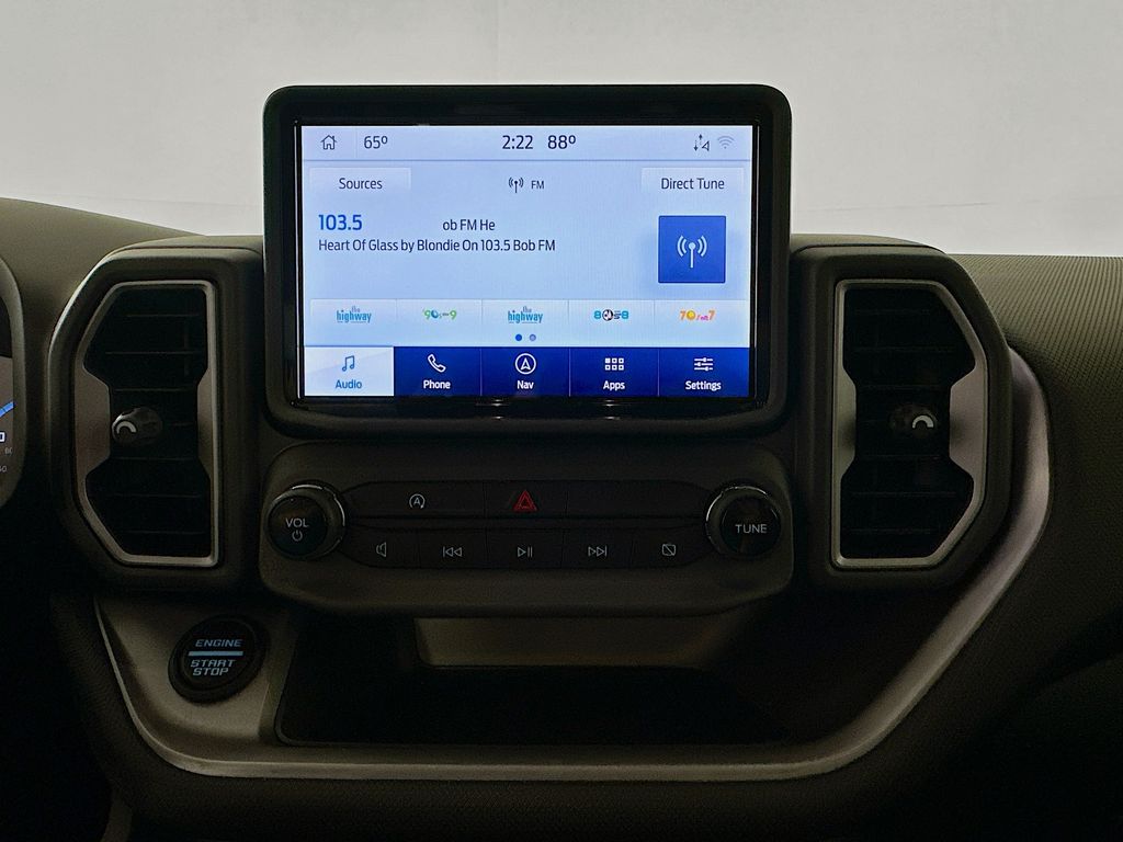 Thumbnail: 2022 Ford Bronco Sport - 15