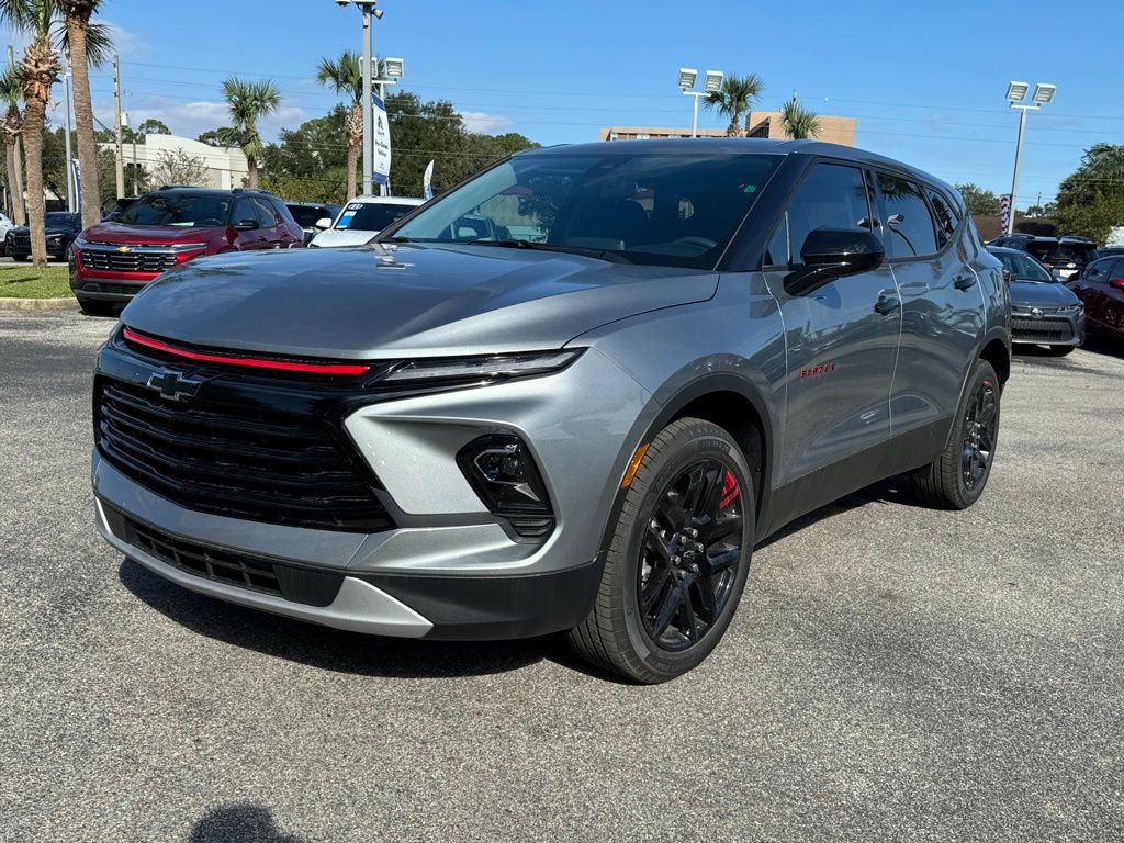 2025 Chevrolet Blazer LT 4