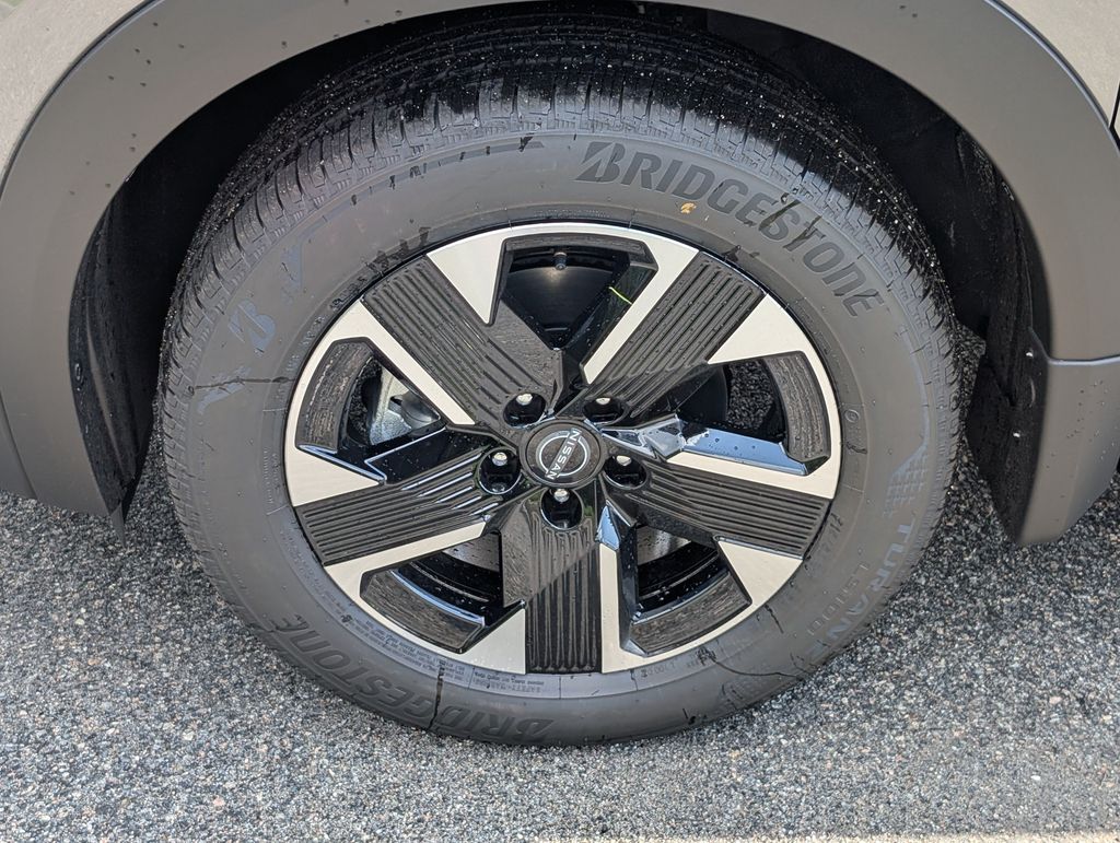 New 2026 Nissan Kicks SUV