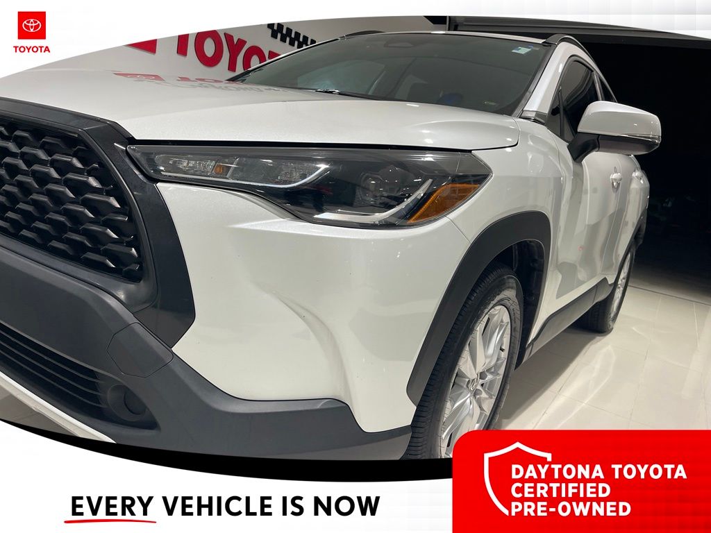 2023 Toyota Corolla Cross LE - Photo 12