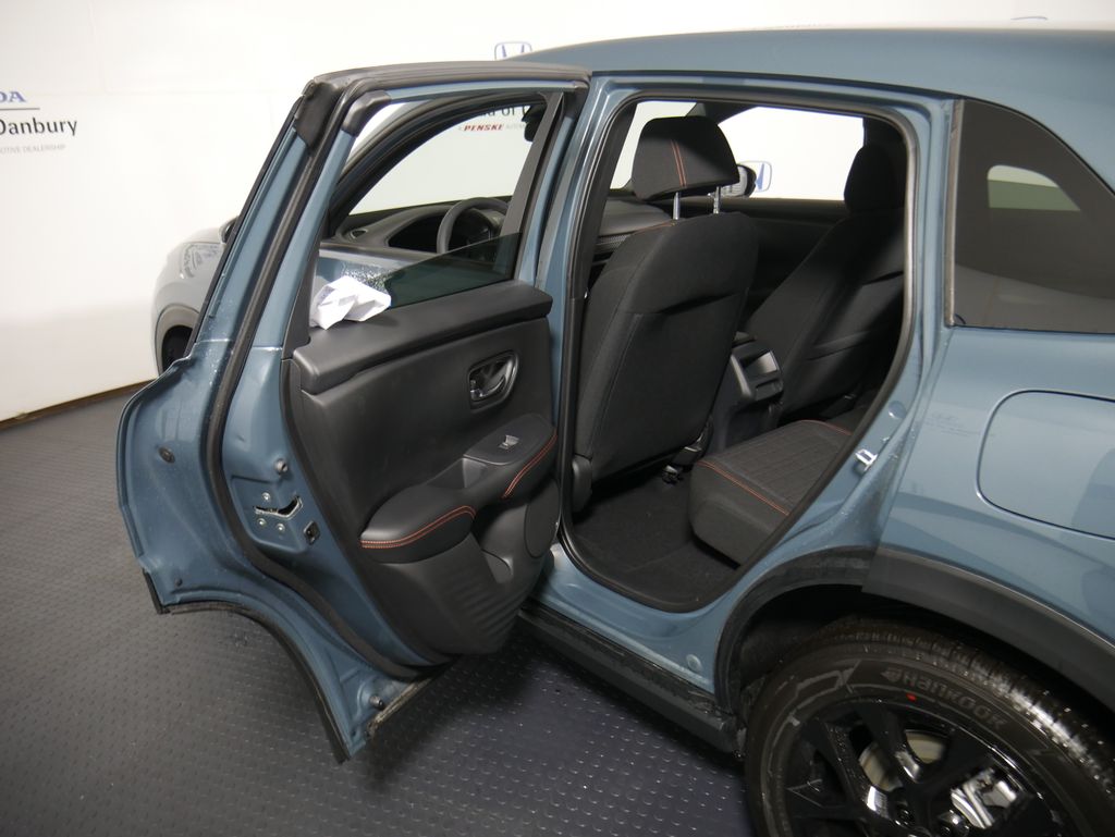 Thumbnail: 2027 Honda HR-V - 9