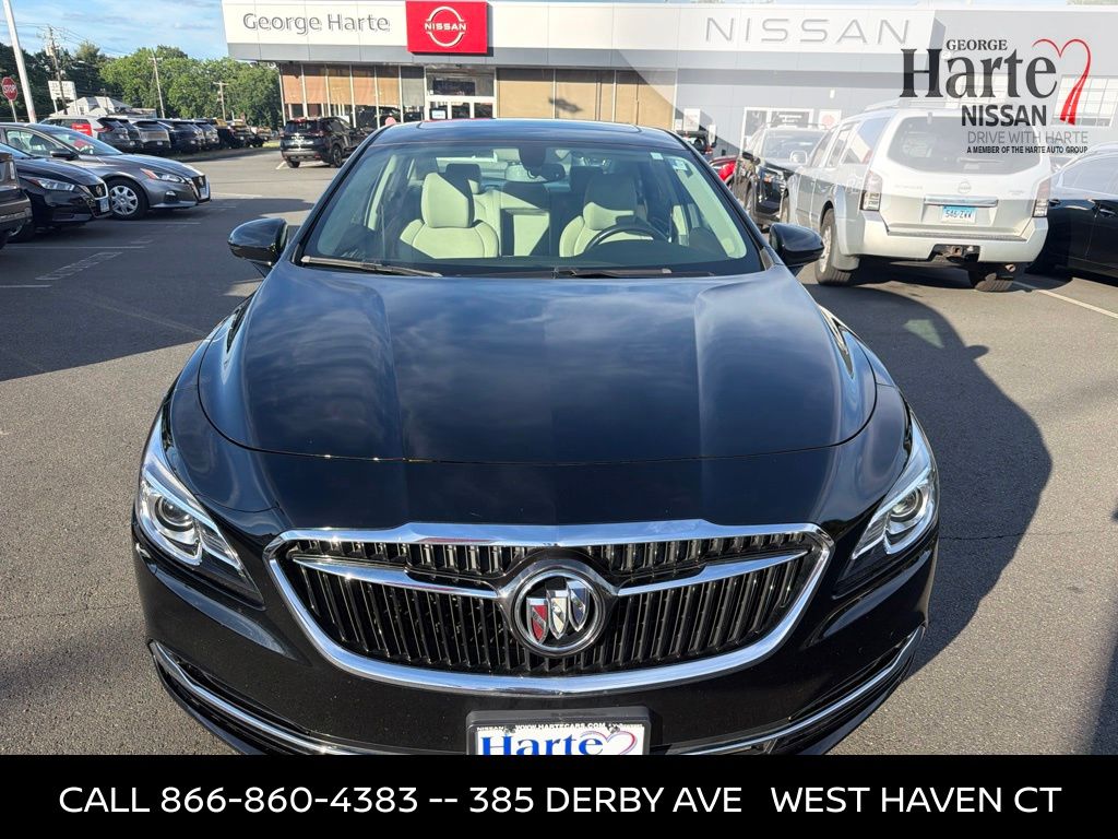 2018 Buick LaCrosse Essence