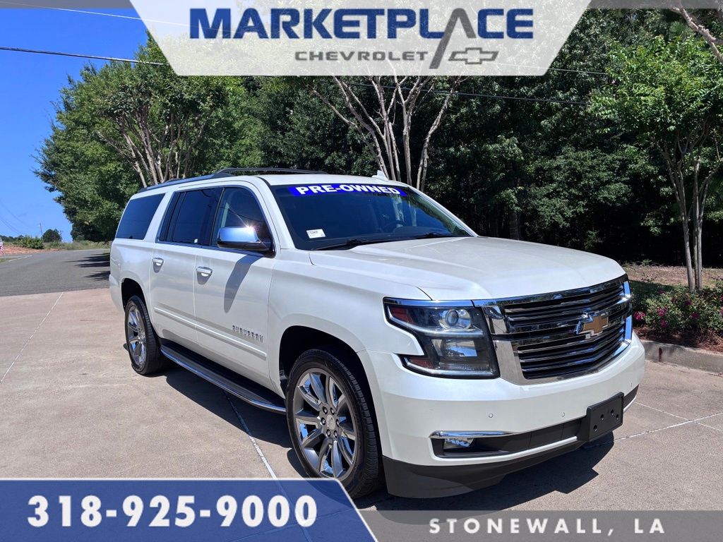 White (Iridescent Pearl Tricoat) 2018 Chevrolet Suburban SUV / Crossover 4X2 6-Speed Automatic Overdrive