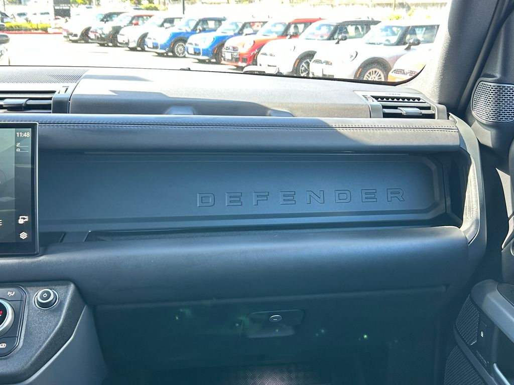 Thumbnail: 2023 Land Rover Defender - 26