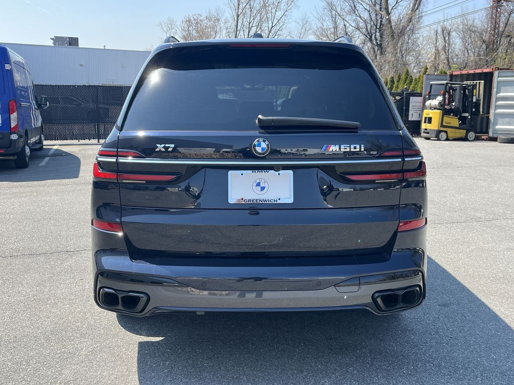 Thumbnail: 2023 BMW X7 - 23