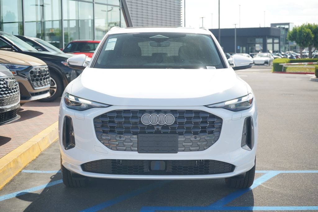 Thumbnail: 2025 Audi Q5 - 5