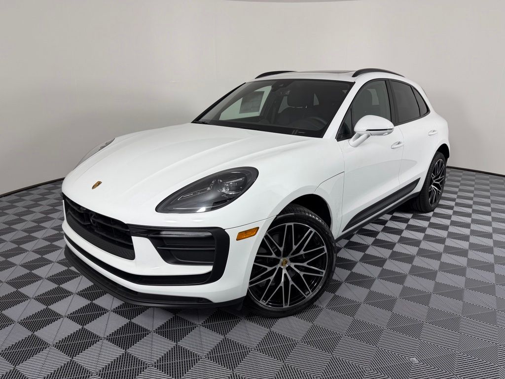 Thumbnail: 2026 Porsche Macan - 1