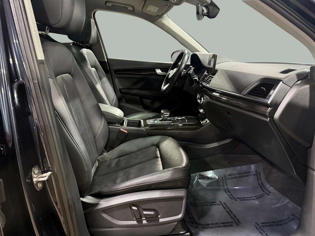 Used 2019 Moonlight Blue Metallic Audi 2.0T Premium image 27