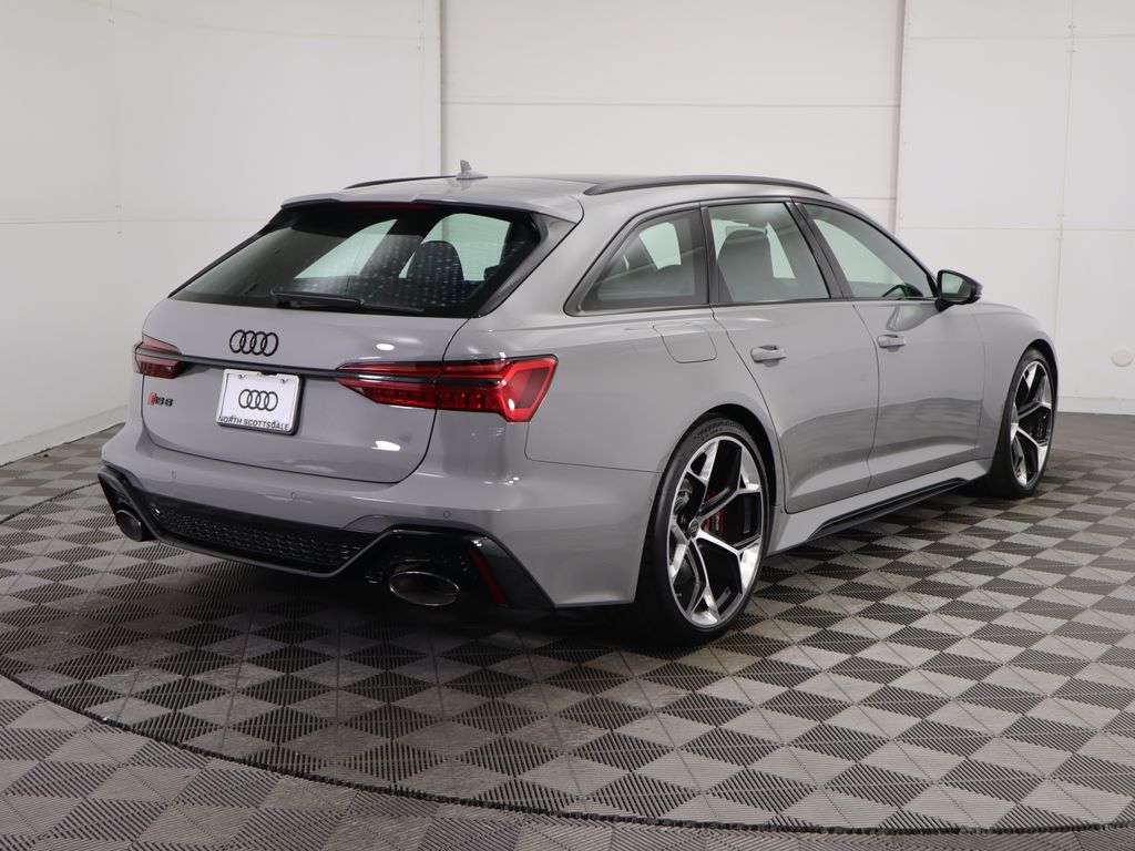 Thumbnail: 2025 Audi RS 6 - 5