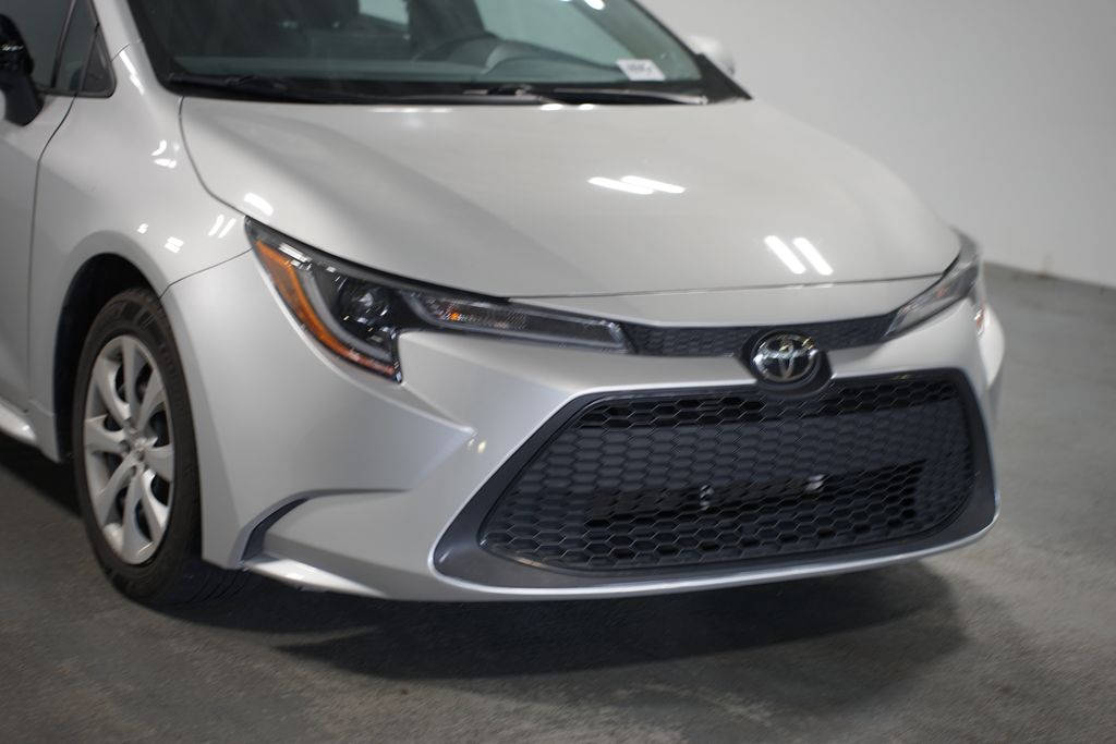Thumbnail: 2022 Toyota Corolla - 4