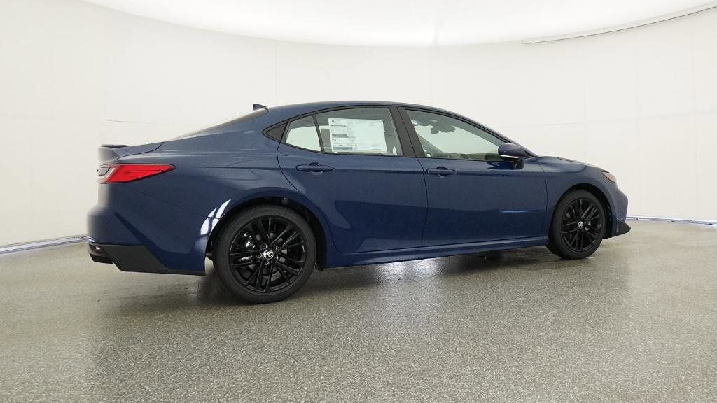Thumbnail: 2025 Toyota Camry - 17