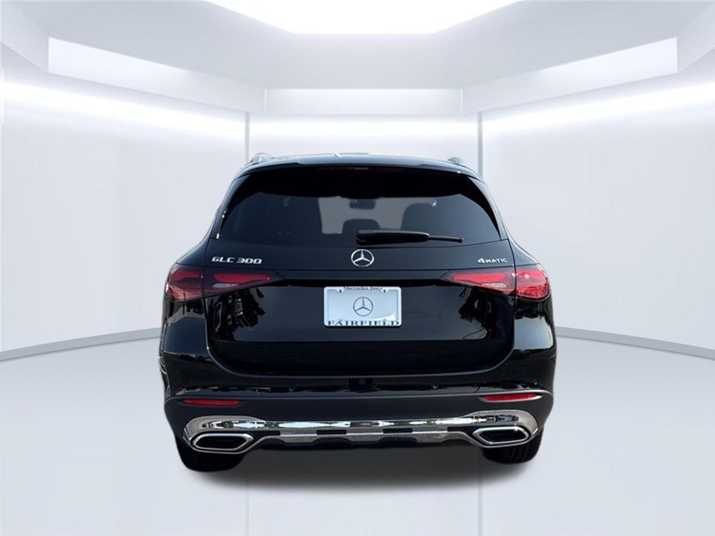 Thumbnail: 2026 Mercedes-Benz GLC - 4
