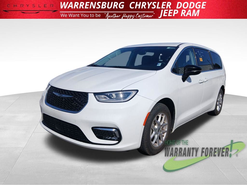 View vehicle photo 7