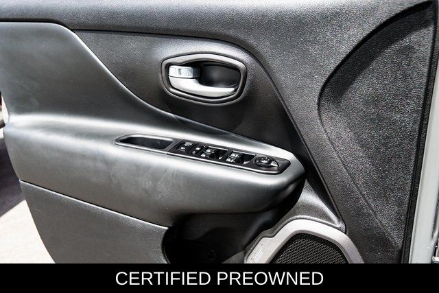 Used Car 2022 Jeep Renegade  Latitude For Sale Under $20,000 In Austin, Texas