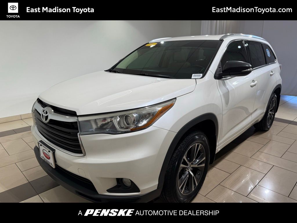 2016 Toyota Highlander XLE -
                Madison, WI